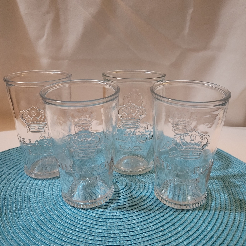 Set of 4~12 oz Stella Rose Black glasses made from clear recycled glass